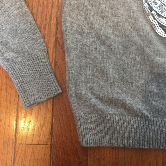H&M Grey Sequin Perfume Bottle Holiday Sweater XS - Picture 6 of 8